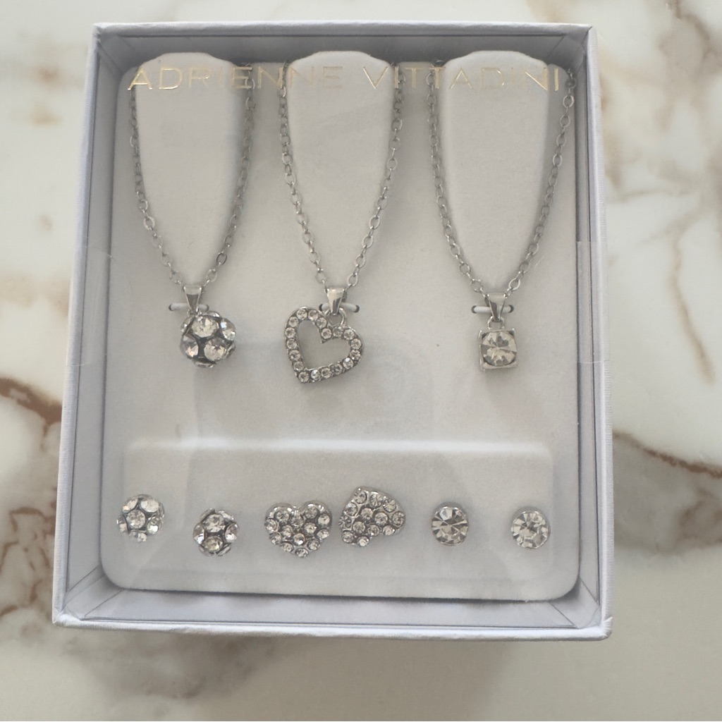 Adrienne Vittadini Silver Heart Necklace Set3 Pairs Brand New 25$
